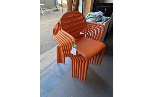 CHAISE DE JARDIN DESIGN ITALIEN ORANGE PRIX PIECE