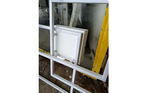 PLAFONNIER LED CARRÉ PONGI ACRSV