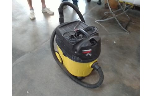 ASPIRATEUR KARCHER 1380 WATTS EN L'ETAT