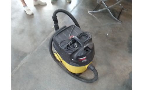 ASPIRATEUR KARCHER 1380 WATTS EN L'ETAT
