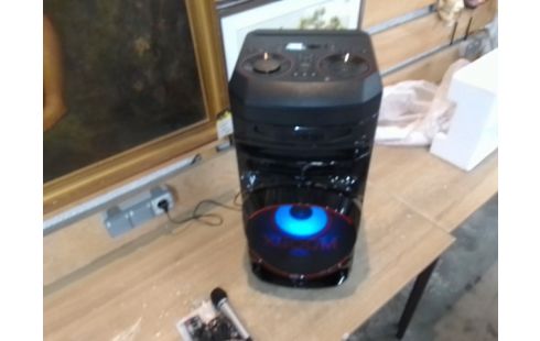 ENCEINTE LG AUDIO BLUETOOTH KARAOKÉ 47W