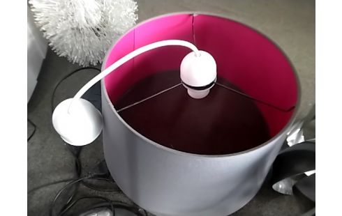 LUSTRE GRIS INTÉRIEUR ROSE