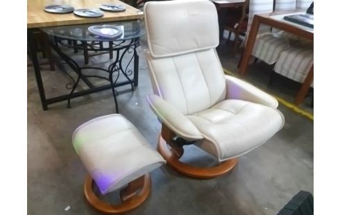 FAUTEUIL + REPOSE PIED TYPE STRESSLESS