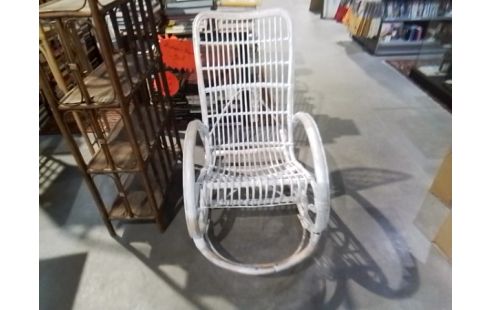 ROCKING CHAIR ROTIN BLANC