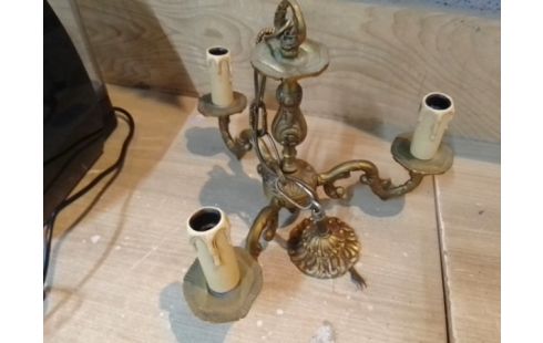 SUSPENSION 3 BRANCHES DORE