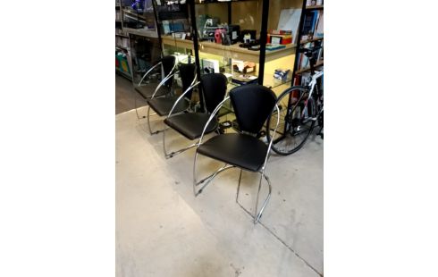 LOT DE 4 FAUTEUILS CUIR