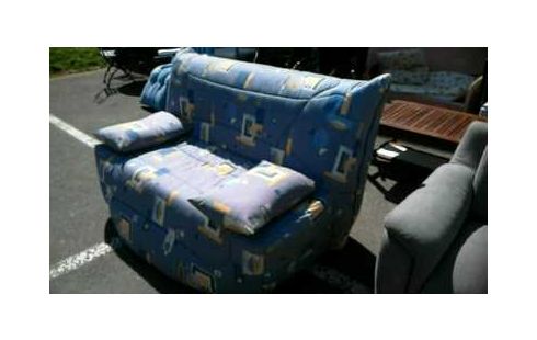 KLAPPSOFA BLAU