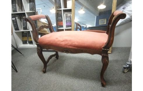BANQUETTE CAPITONNÉE STYLE LOUIS XV