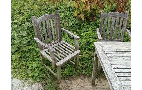 TABLE + 4 CHAISES JARDIN EN TECK