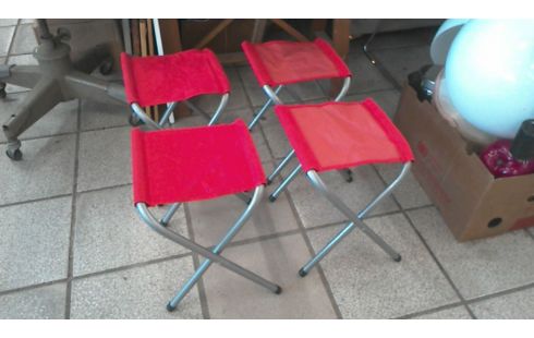 TABURETE PLEGABLE ROJO