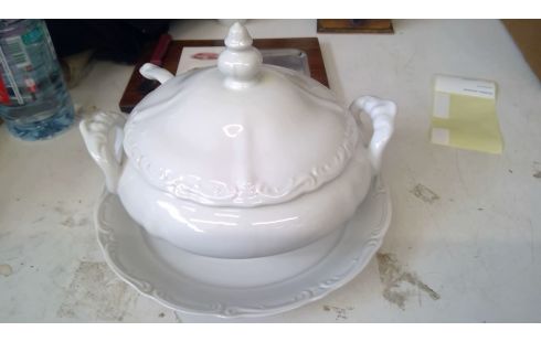 SOEPTERRINE  PORCELEIN/GROOT/WIT