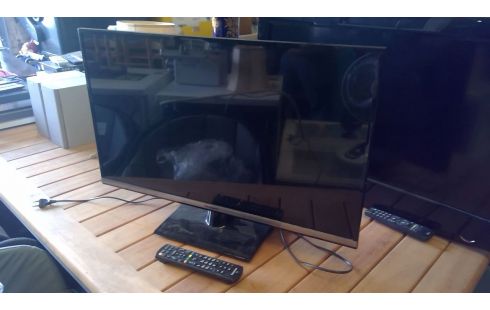 TELEVISOR PANASONIC