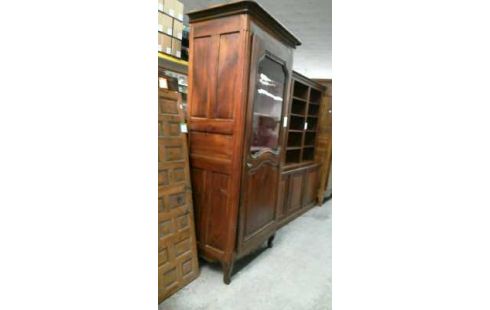 HÄNGESCHRANK NUSSBAUM