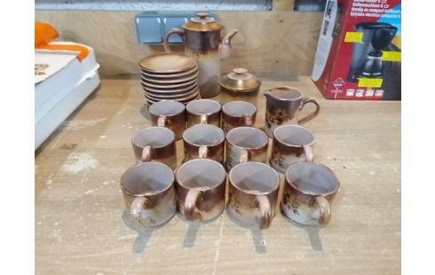 SERVICE A THE VALLAURIS