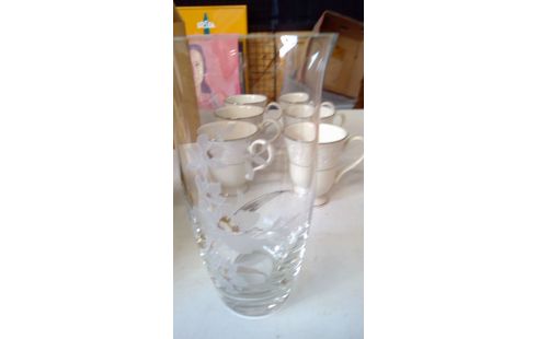 VAAS GLAS  BLOEMMOT/DOOS