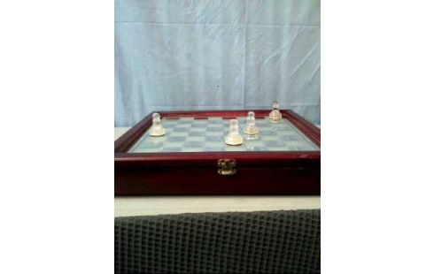 SCHACHBRETT +FIGUREN VERSPIEGELT HOLZ