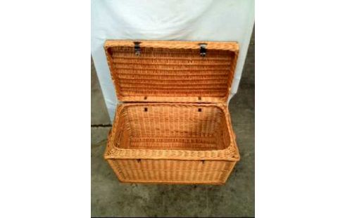 TRUHE HOLZ HELL RATTANOPTIK