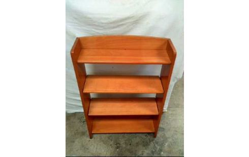 ETAGERE