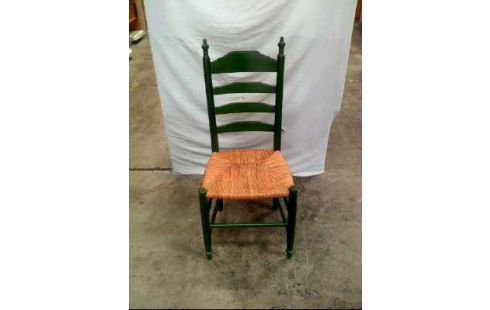 STUHL HOLZ GRÜN SITZFLÄCHE RATTANOPTIK