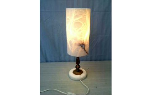 TISCHLAMPE MARMOR ZINKBEIN WEIß GOLDF.