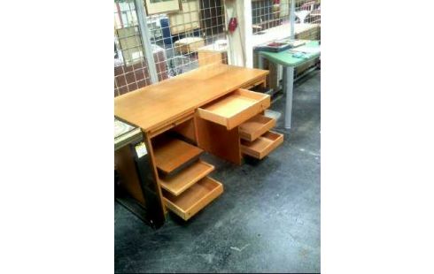 SCHREIBTISCH HOLZ HELL 1-SCHUBL. 1-FALLTÜREN