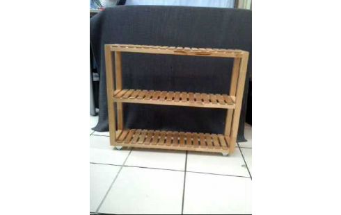 REGAL HOLZ 3-EBENEN AUF ROLLEN SCHMAL