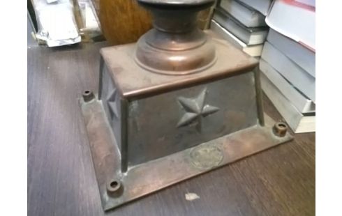 DESSUS DE LANTERNE .