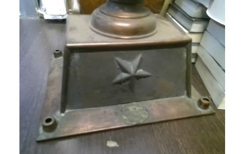 DESSUS DE LANTERNE .