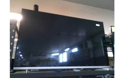 TELEVISEUR PHILIPS 108CM / 4K / TV CONNECTEE / AVEC TELECOMMANDE