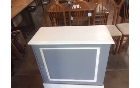MEUBLE D'APPOINT EN L'ETAT PEINT