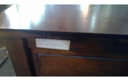 TV KASTJE HOUT 1LADE