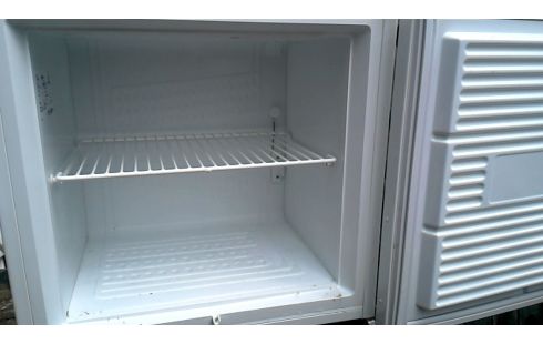 CONGELATEUR ARMOIRE ZANUSSI