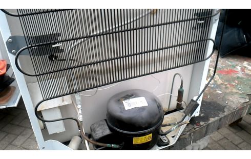 CONGELATEUR ARMOIRE ZANUSSI