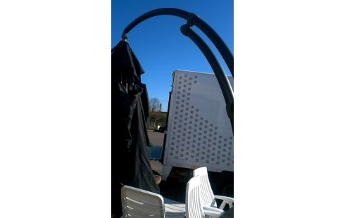 PARASOL MET PIED GRAND MODELE