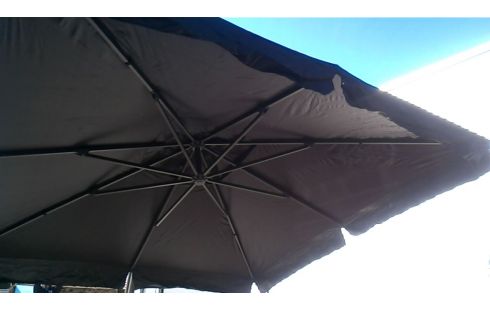 PARASOL MET PIED GRAND MODELE