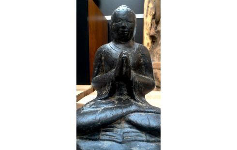 BEELD SEATED BUDDHA