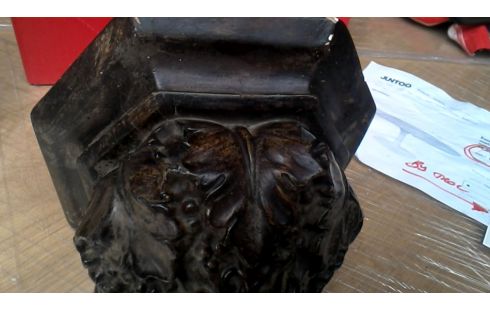 KONSOLE BRAUN, , POLYCHROM GIPS