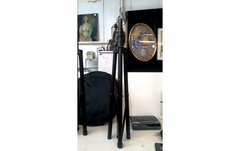 LAUTSPRECHERSTÄNDER