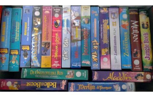 VIDEO VHS DIVERS TITEL