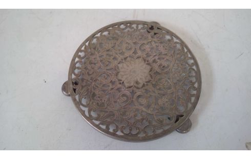 DESSOUS DE PLAT ARGENTE