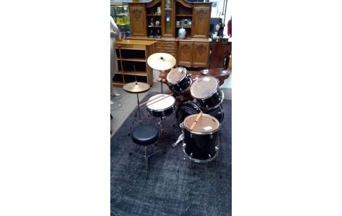 DRUMSTEL MAPEX TORNADO ZWART