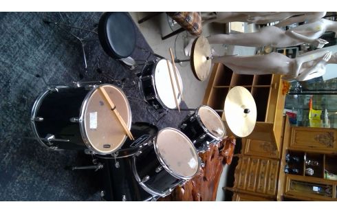 DRUMSTEL MAPEX TORNADO ZWART