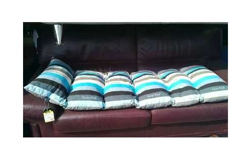 ALMOHADA, , TUMBONA 2