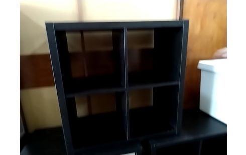 MEUBLE IKEA KALAX 72/72 4 COMPARTIMENTS