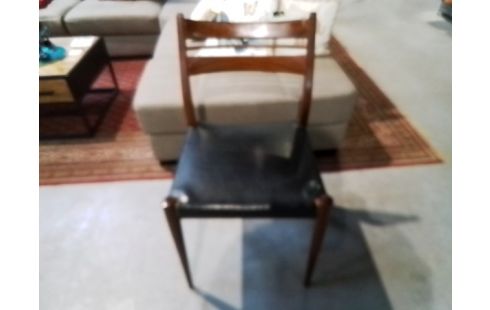 CHAISE EN TECK ET SKAI