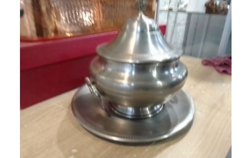 SOUPIERE + PLAT ETAIN