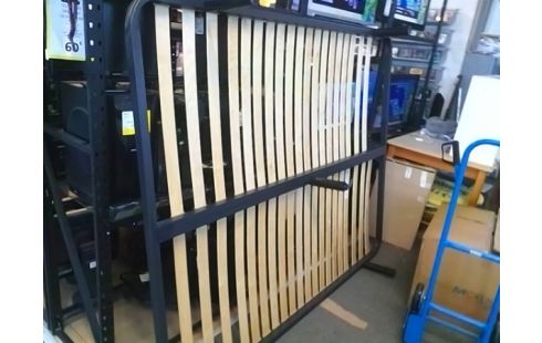 SOMMIER A LATTES 160X200 AVEC PIEDS (MANQUE 1 LATTE)