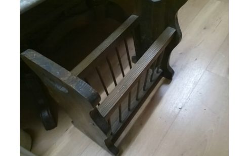 PORTE REVUES EN BOIS