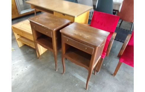 CHEVET 1 TIROIR EN L'ETAT L'UNITE