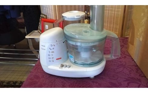 ROBOT MENAGER PHILIPS 